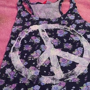 Floral peace top